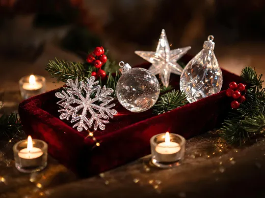 Holiday ornament crystal